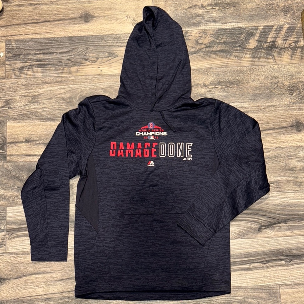 Majestic Black Pullover Hoodie with Long Sleeves and Graphic Design
